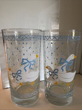 Set of 2 Vintage 80s Anchor Hocking